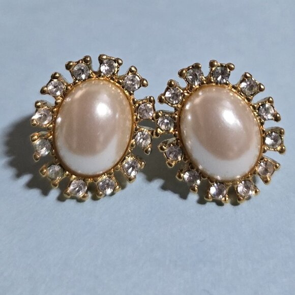Christian Dior Faux Pearl Earrings Surrounding by Rhinestones Vintage - Picture 1 of 3